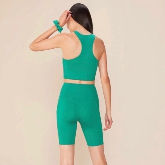 Girlfriend Collective High Rise 8” Inseam Biker Shorts in Aqua Green Sz 4xL - Picture 3 of 14